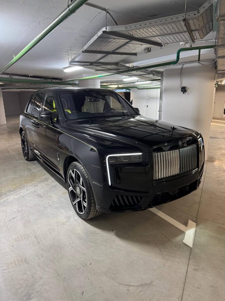 Rolls-Royce Cullinan Series II Black Badge I