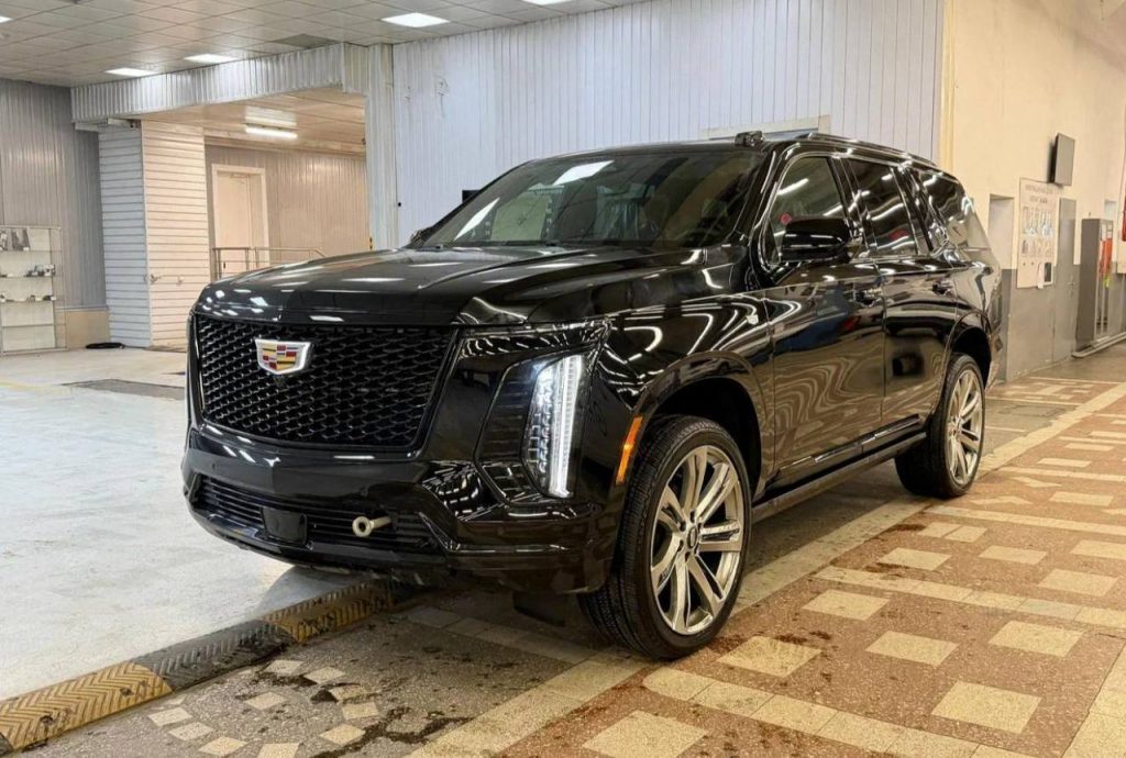 Cadillac Escalade Sport Platinum REST